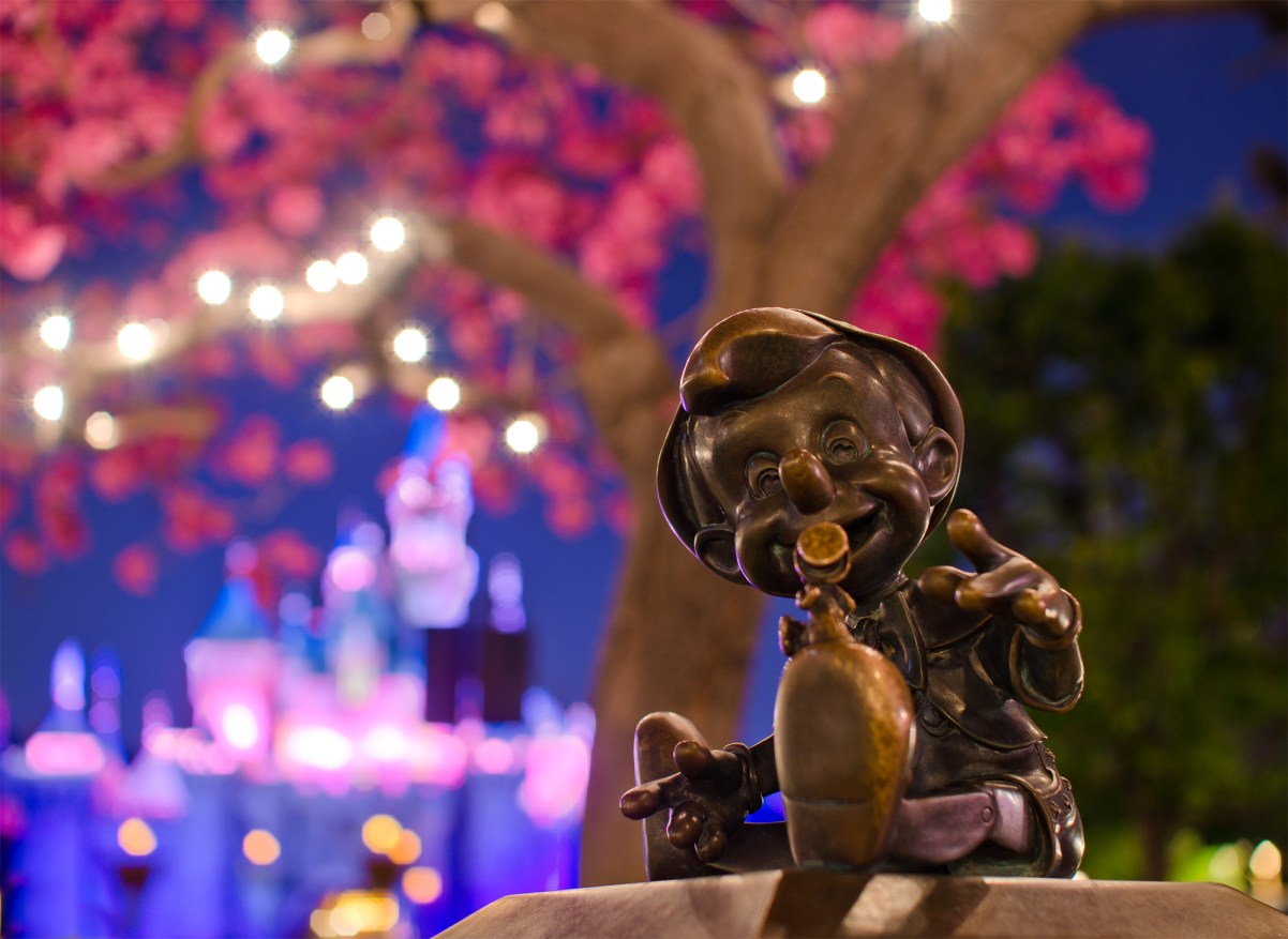 Pinocho - Disneyland Hub