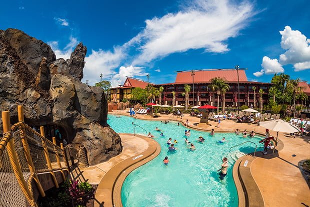 Polynesian-Village-Resort-Disney-World-Pool-Volcano